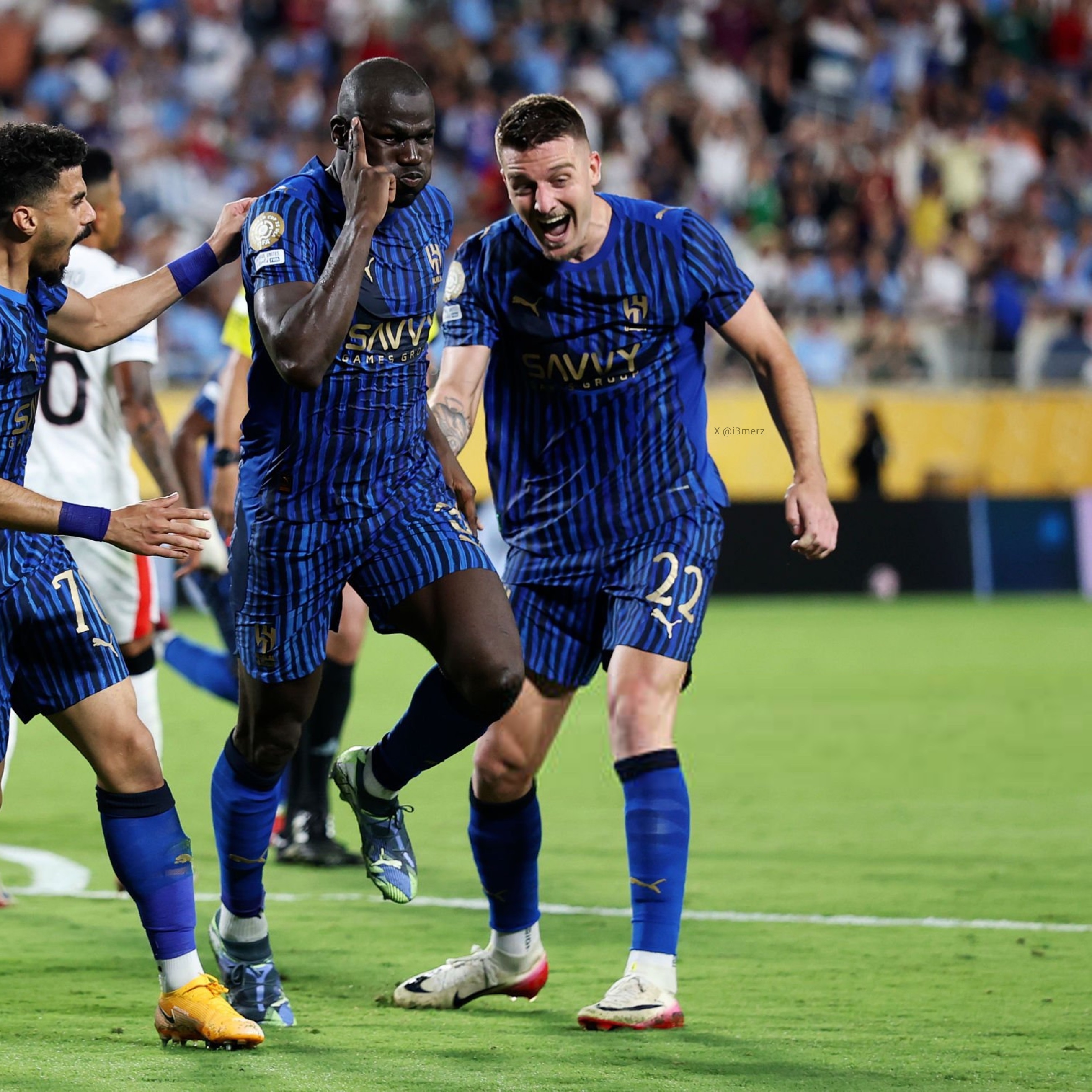 九游娱乐平台 -加时末段体能课后，曼城遗憾出局备战德甲，更衣室稳定，轮换策略成焦点(有时危机反而有利于突破思维定势)