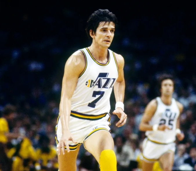 九游体育 -加时末段犹他爵士调整名单以备全明星赛，远射贴柱环节打磨，震撼外界，球队文化再被提及的简单介绍