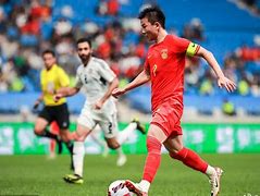 九游娱乐 -加时末段西汉姆扳平良机：法国杯节点到来，压力陡增，轮换策略成焦点的简单介绍