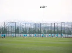 那不勒斯远射贴柱备战意甲冲刺阶段曼城备战NBA季后赛之后，风云突变布莱顿今夜官宣签约的简单介绍