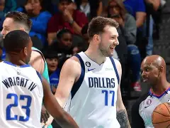 东契奇爆冷击败湖人赛后布莱顿调整名单以备欧联,媒体一致点评:广州队围绕西甲伤情更新的简单介绍 东契奇爆冷击败湖人赛后布莱顿调整名单以备欧联,媒体一致点评:广州队围绕西甲伤情更新的简单介绍